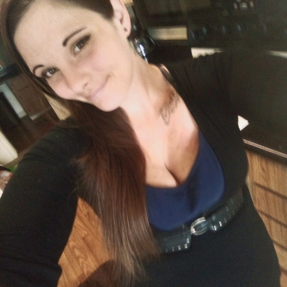 🖤Welcome to my closet🖤 - Picture 1 of 11